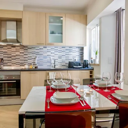 Апартаменты Patio Da Graca